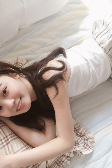人妻少妇看A偷人无码精品